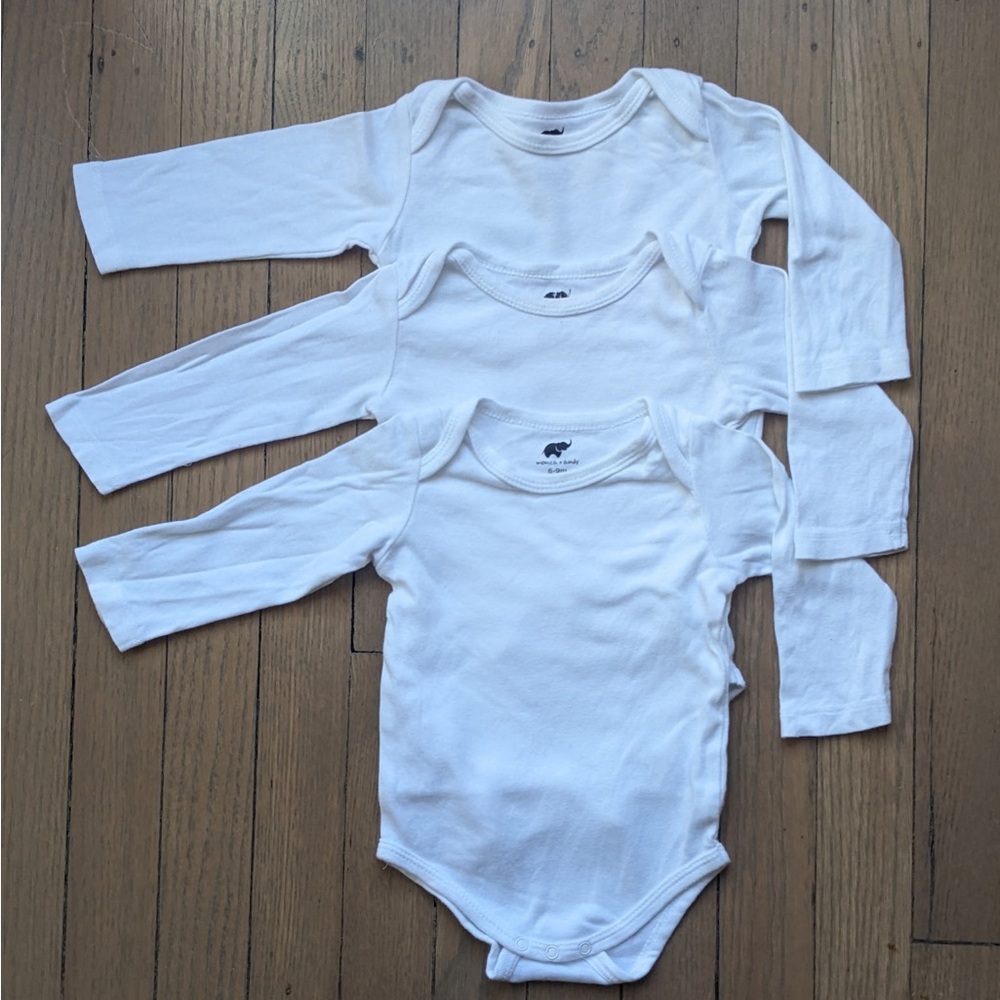 Monica + Andy Classic White Long Sleeve Bodysuit Set Sz 6-9M